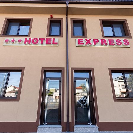 Express Residence Brăila Eksteriør bilde